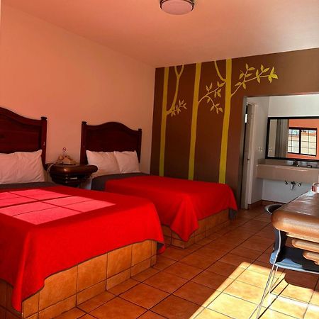 Hotel Colonial De Nogales Ногалес Экстерьер фото